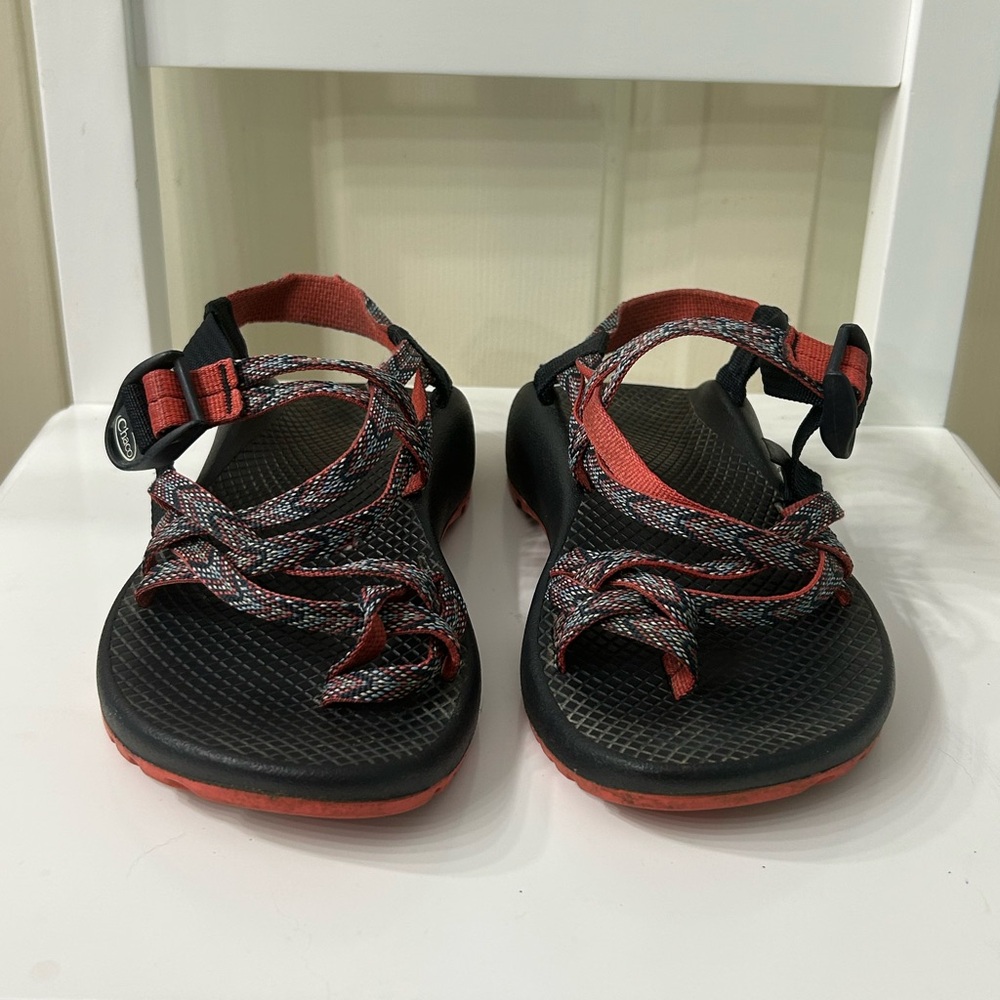 Chaco Women’s Size 7 Strappy Sport Sandals - Picture 2 of 9